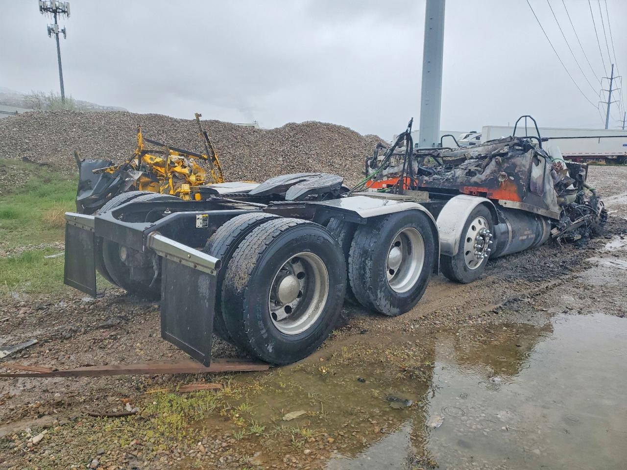 2018 PETERBILT All models VIN 1XPBP49XXJD481105 photo 4
