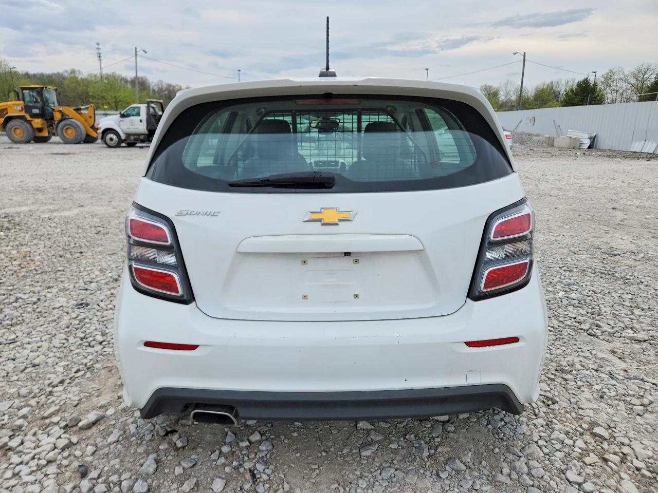 2020 CHEV Sonic VIN 1G1JG6SB7L4138920 photo 6