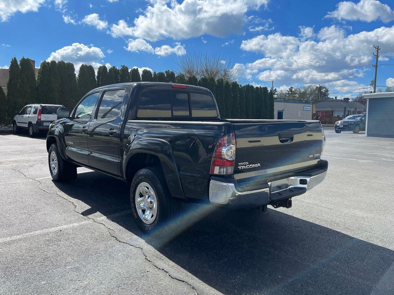 2010 Toyota Tacoma v6 VIN 3TMLU4ENXAM056068 photo 3