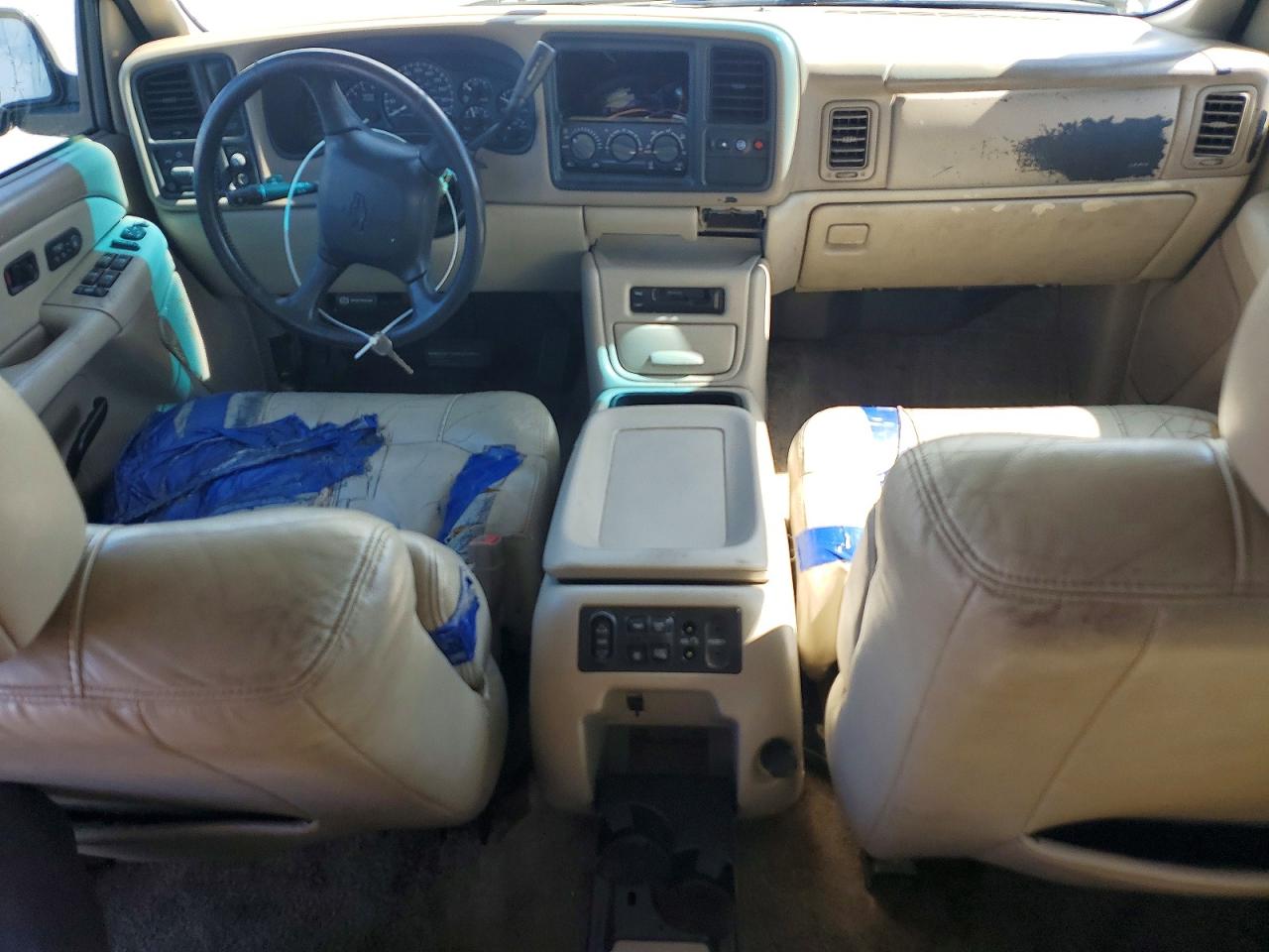 2002 Chevrolet Tahoe VIN 1GNEC13Z42R141737 photo 8