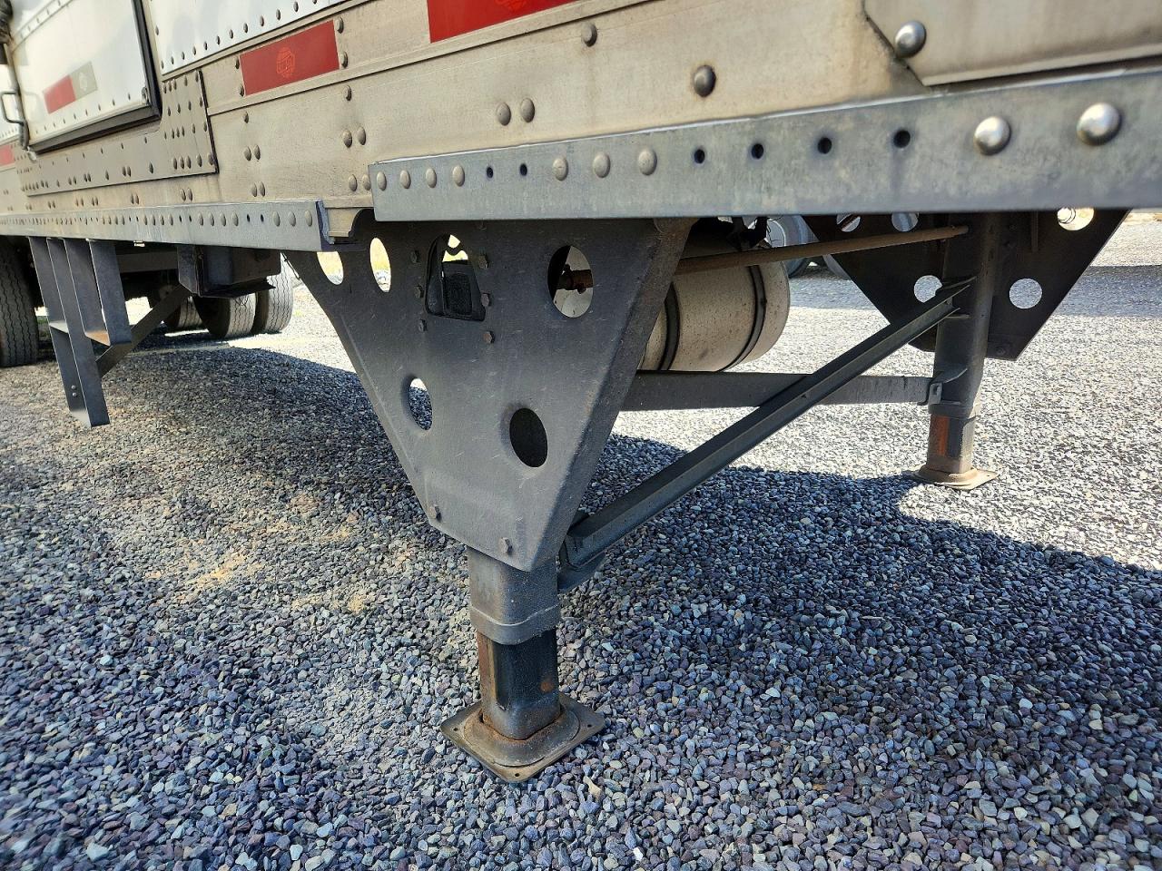 2015 UTILITY Reefer tra VIN 1UYVS2488FM408339 photo 9