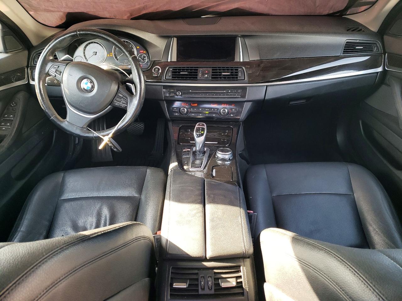 2016 BMW 5 series VIN WBA5A7C57GG149703 photo 8