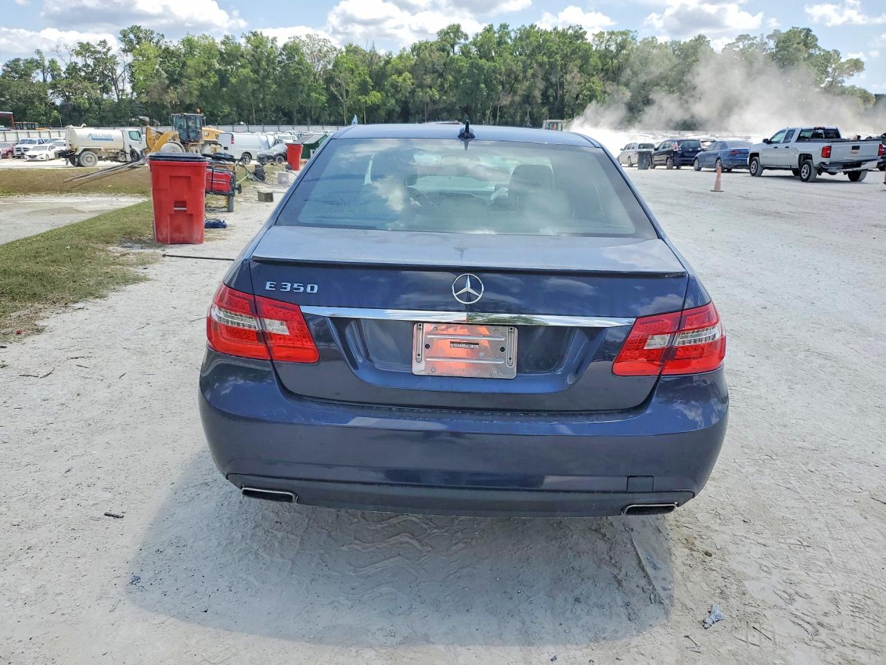 2013 Mercedes-Benz E-class VIN WDDHF5KB7DA766214 photo 6