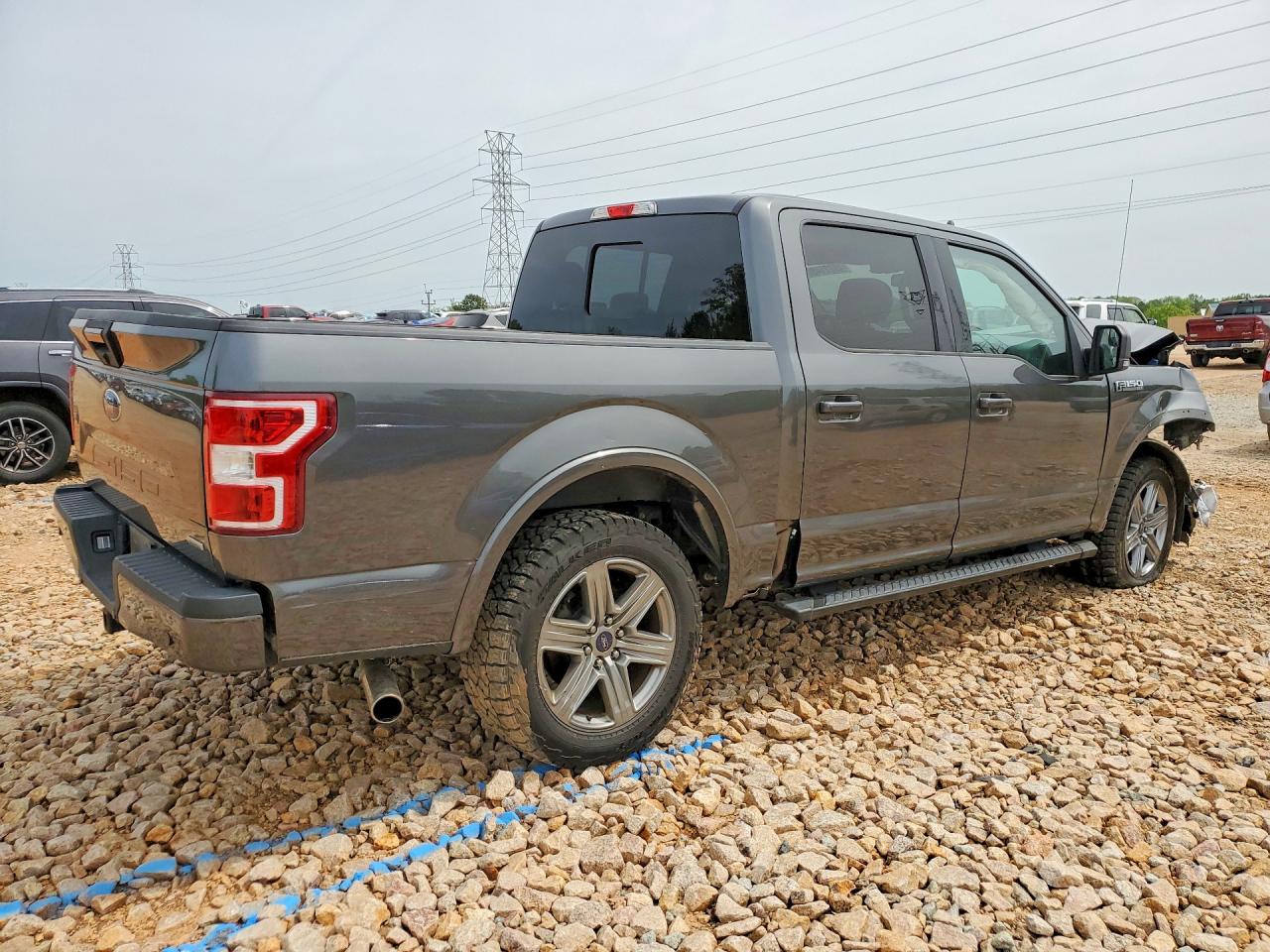 2018 Ford F-150 VIN 1FTEW1EP3JFE07020 photo 3