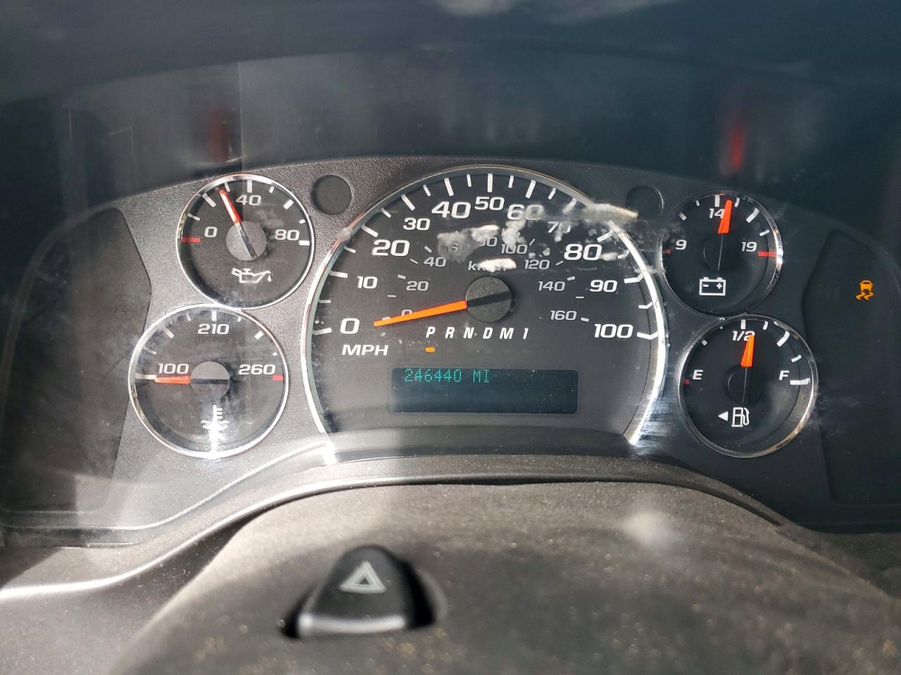 2012 GMC Savana VIN 1GTW7FCA8C1190352 photo 9