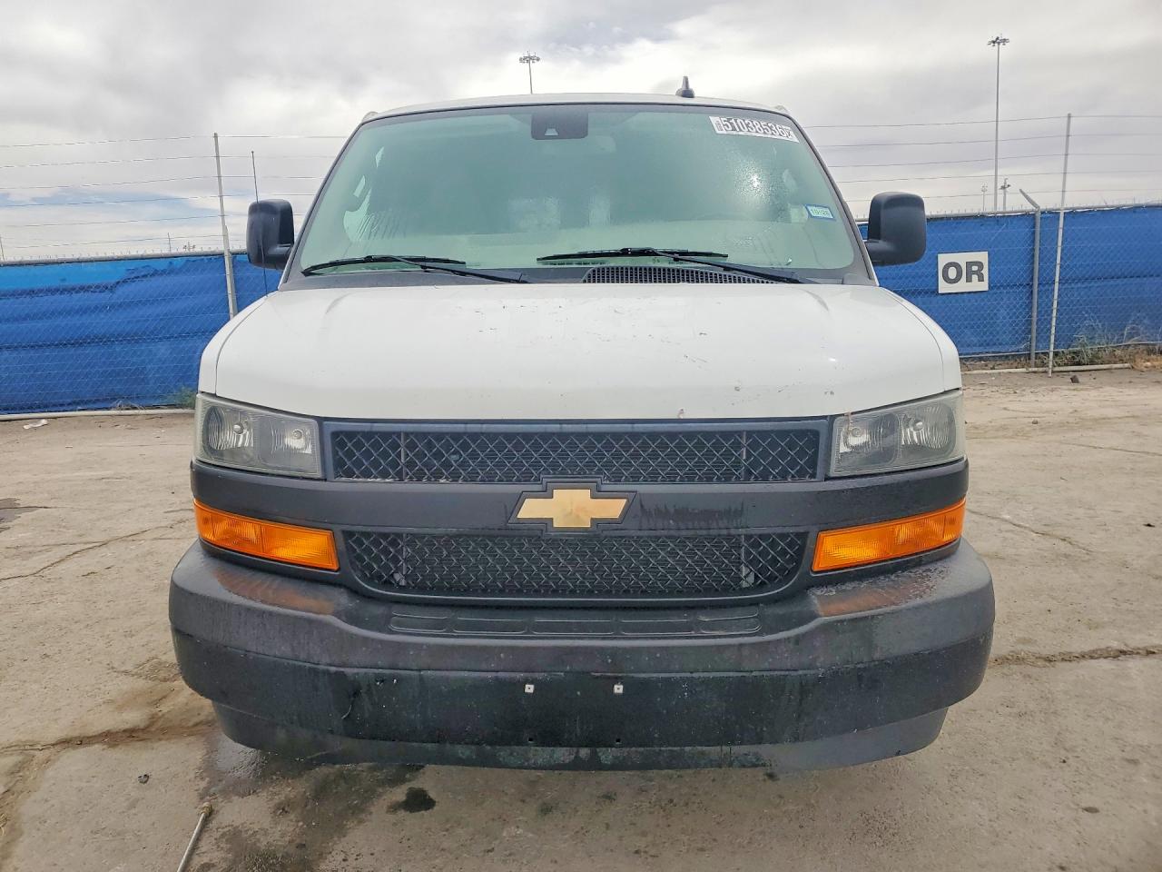 2019 CHEV Express VIN 1GCWGAFPXK1372099 photo 5