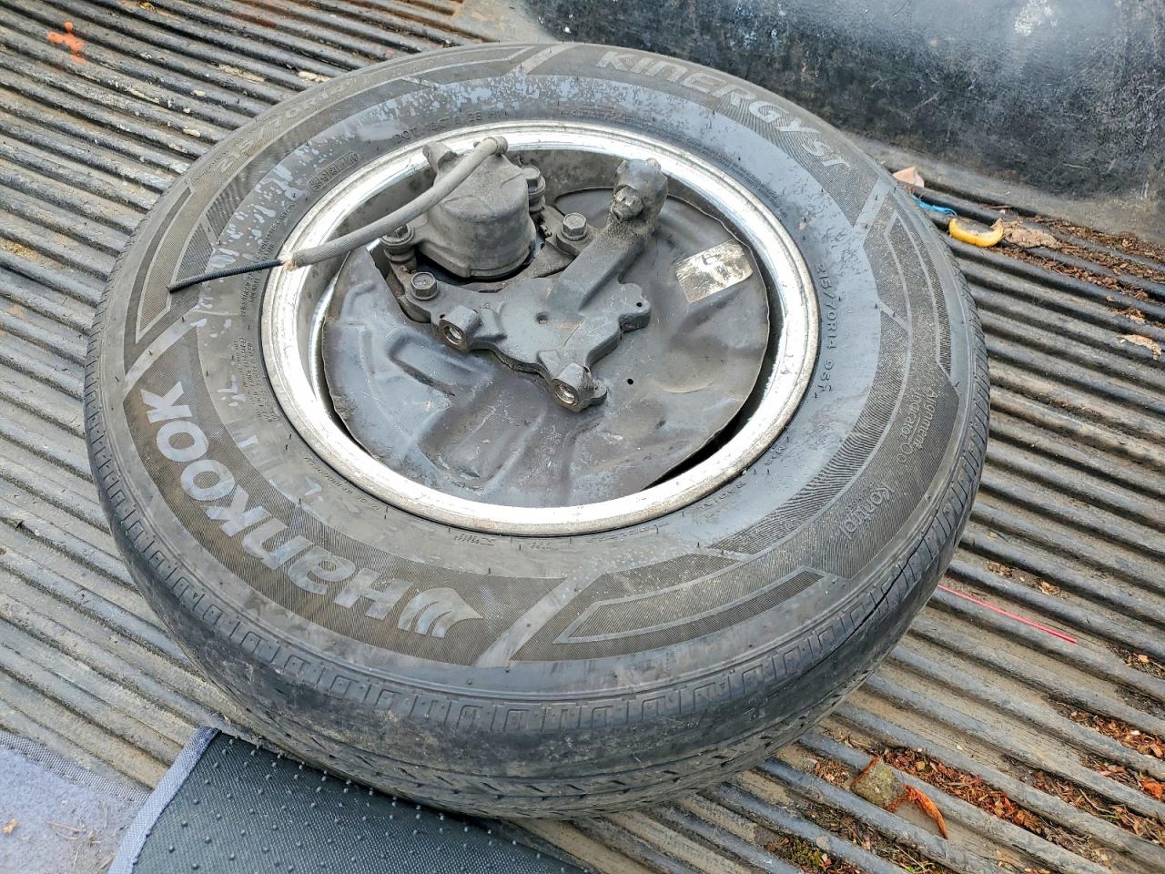 1998 TOYOTA Tacoma VIN 4TAVL52N2WZ031415 photo 12