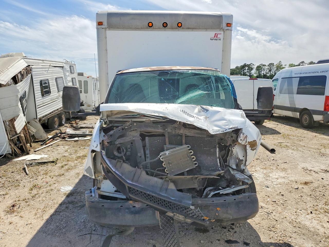 2009 Chevrolet Express VIN 1GBJG31K491128738 photo 5