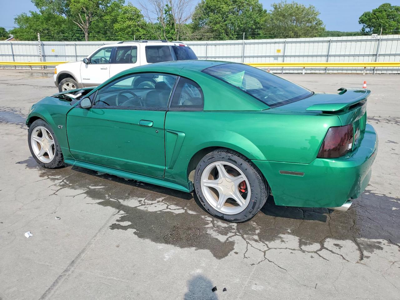 2002 Ford Mustang VIN 1FAFP42X82F124286 photo 2