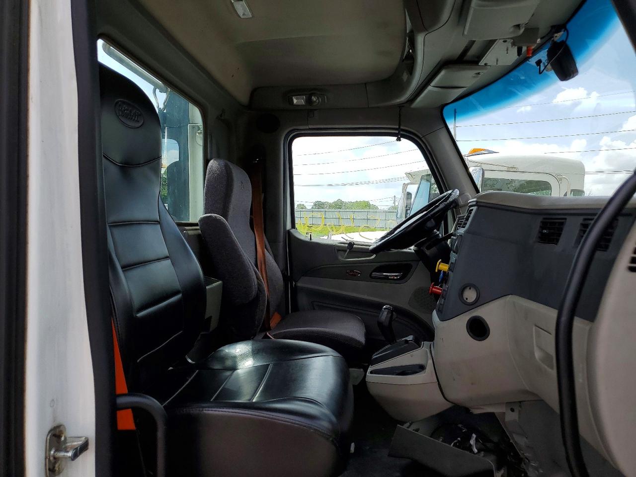 2018 PETERBILT All other VIN 1XPBA48XXJD446387 photo 10