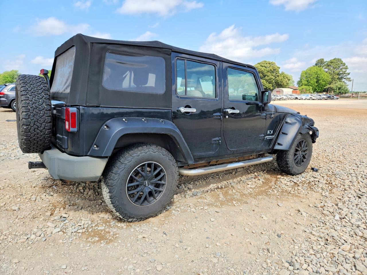 2009 Jeep Wrangler / VIN 1J4GA39119L753552 photo 3