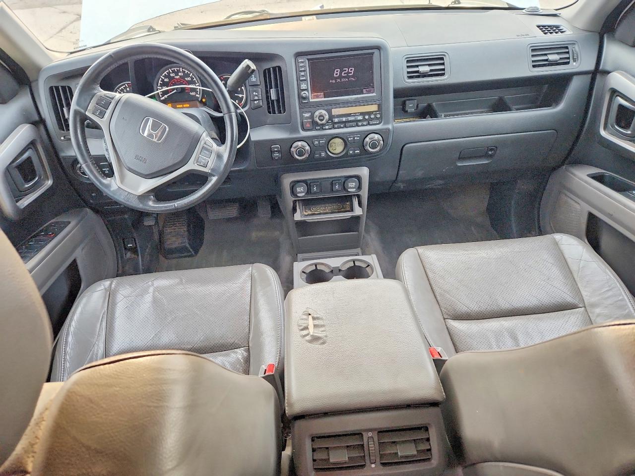 2014 Honda Ridgeline VIN 5FPYK1F51EB004354 photo 8