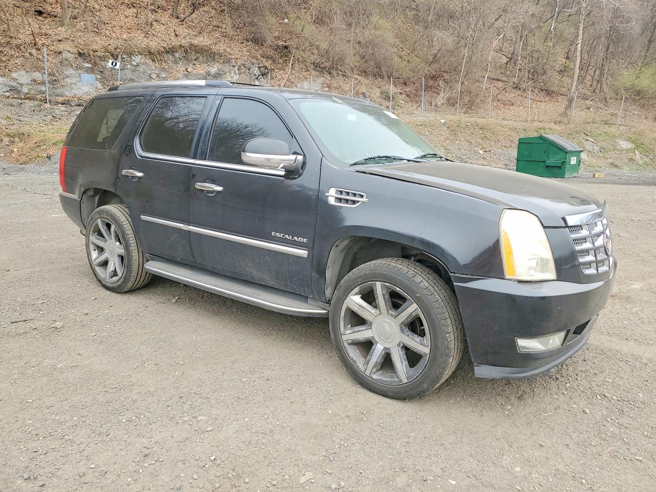 2011 Cadillac Escalade VIN 1GYS4AEF6BR324031 photo 4