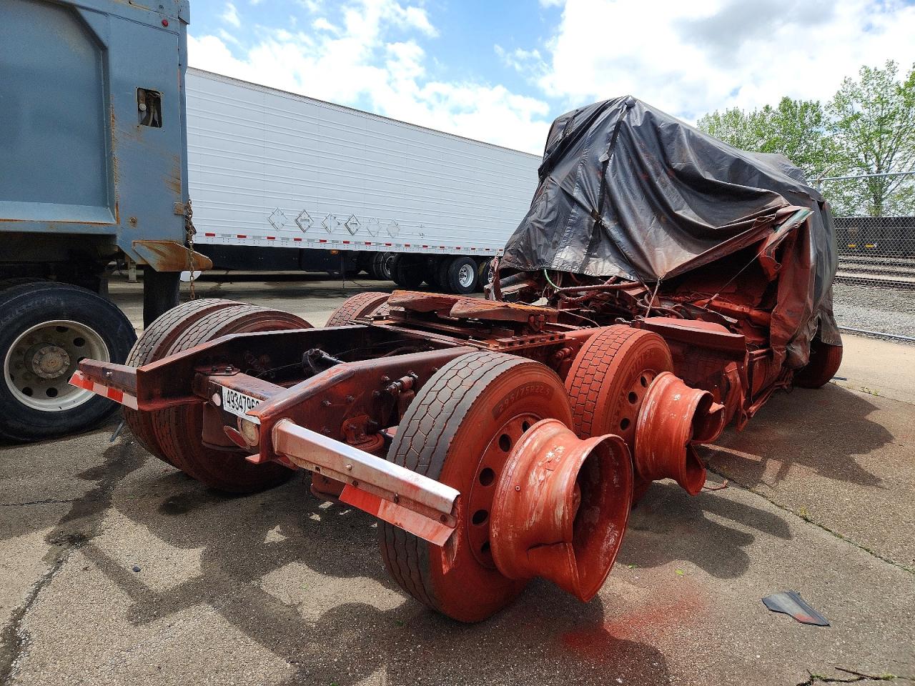 2022 FREIGHTLINER All other VIN 3AKJHHDR8NSMC1810 photo 4
