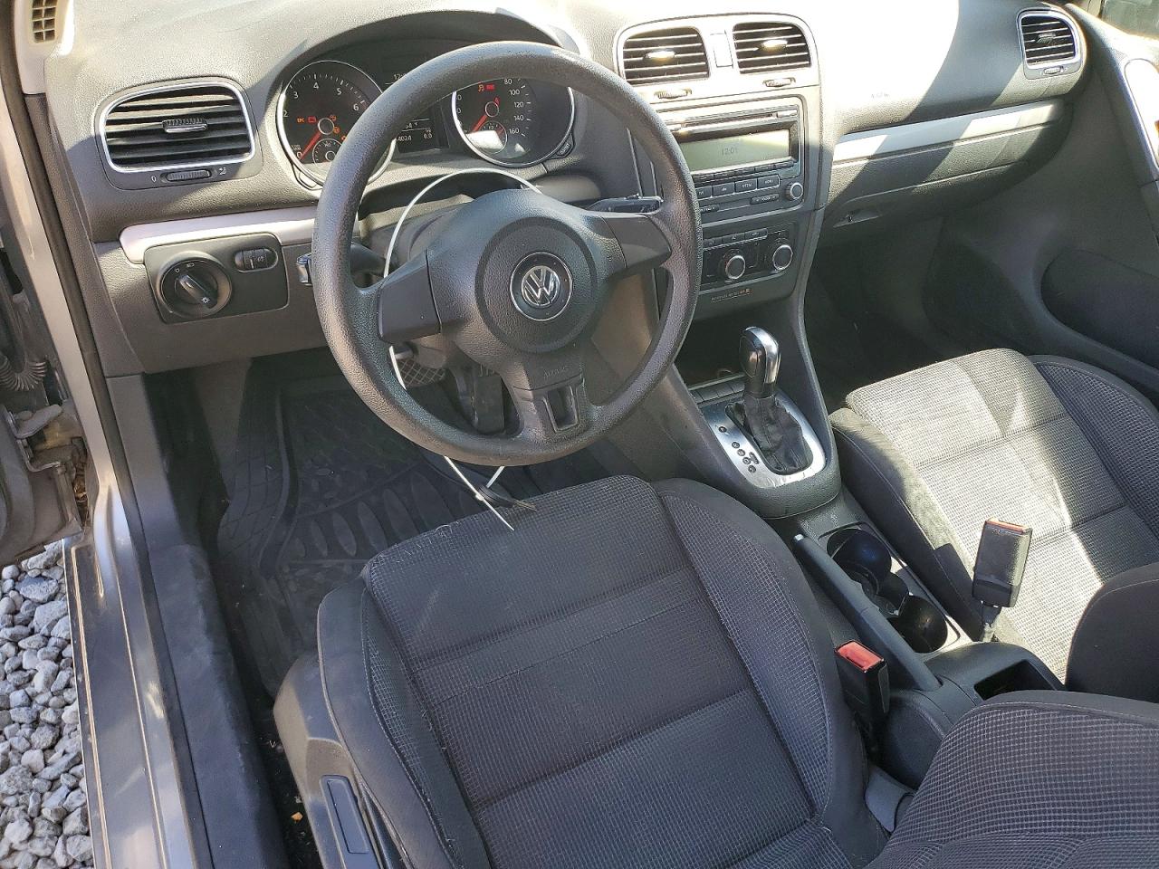 2011 Volkswagen Golf VIN WVWBB7AJXBW142343 photo 8