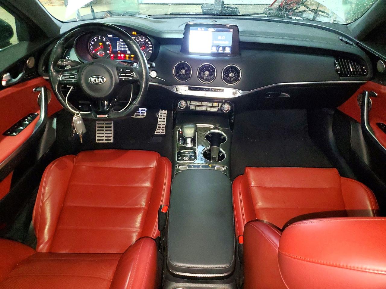 2019 Kia Stinger VIN KNAE55LC0K6064210 photo 8
