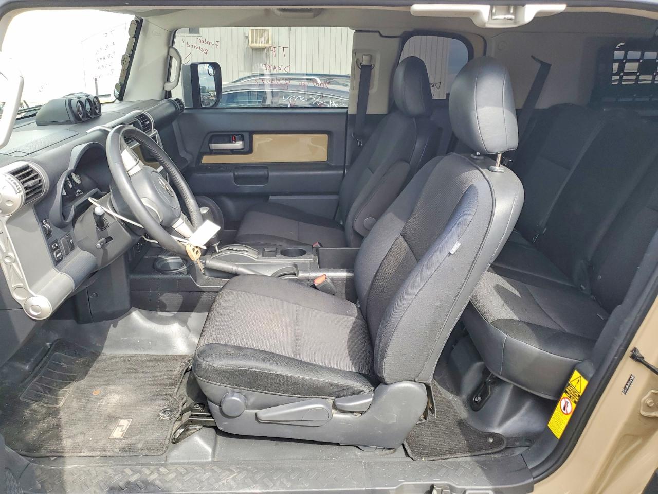 2011 Toyota Fj cruiser VIN JTEBU4BF0BK104156 photo 7