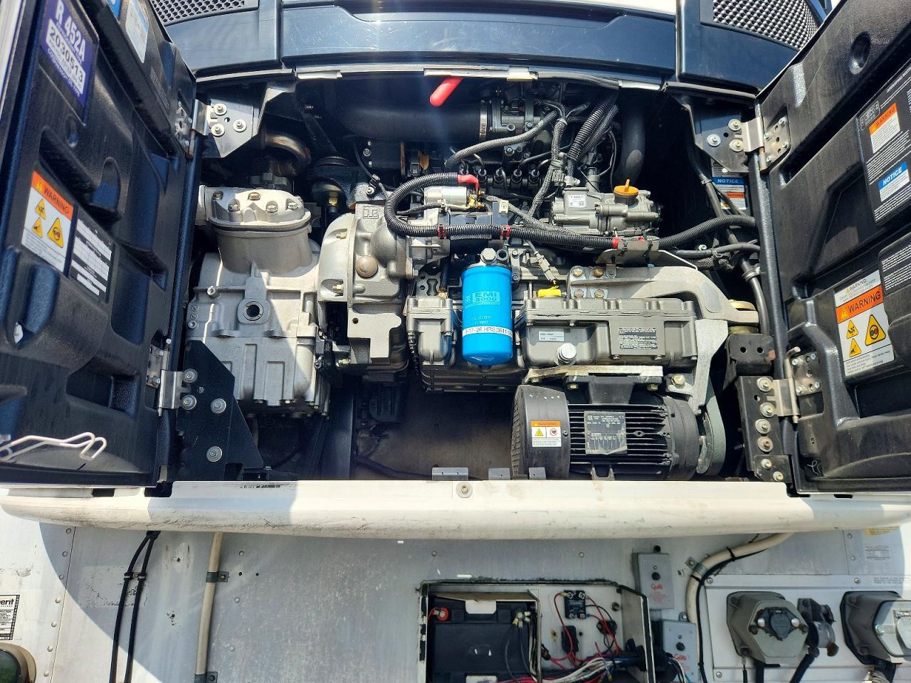 2016 UTILITY All models VIN 1UYVS2532GM544504 photo 7