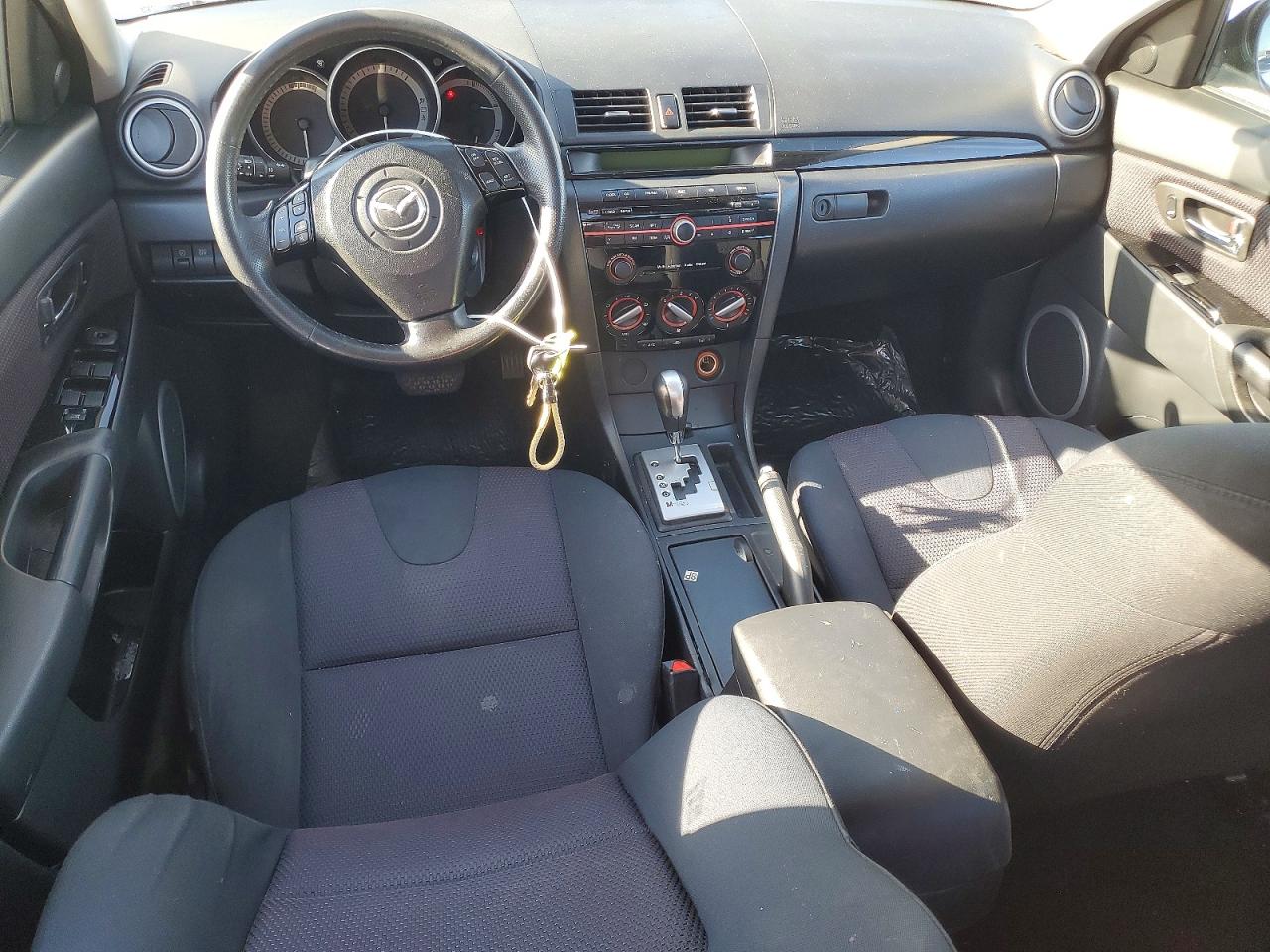2008 MAZD 3 VIN JM1BK324081129334 photo 8