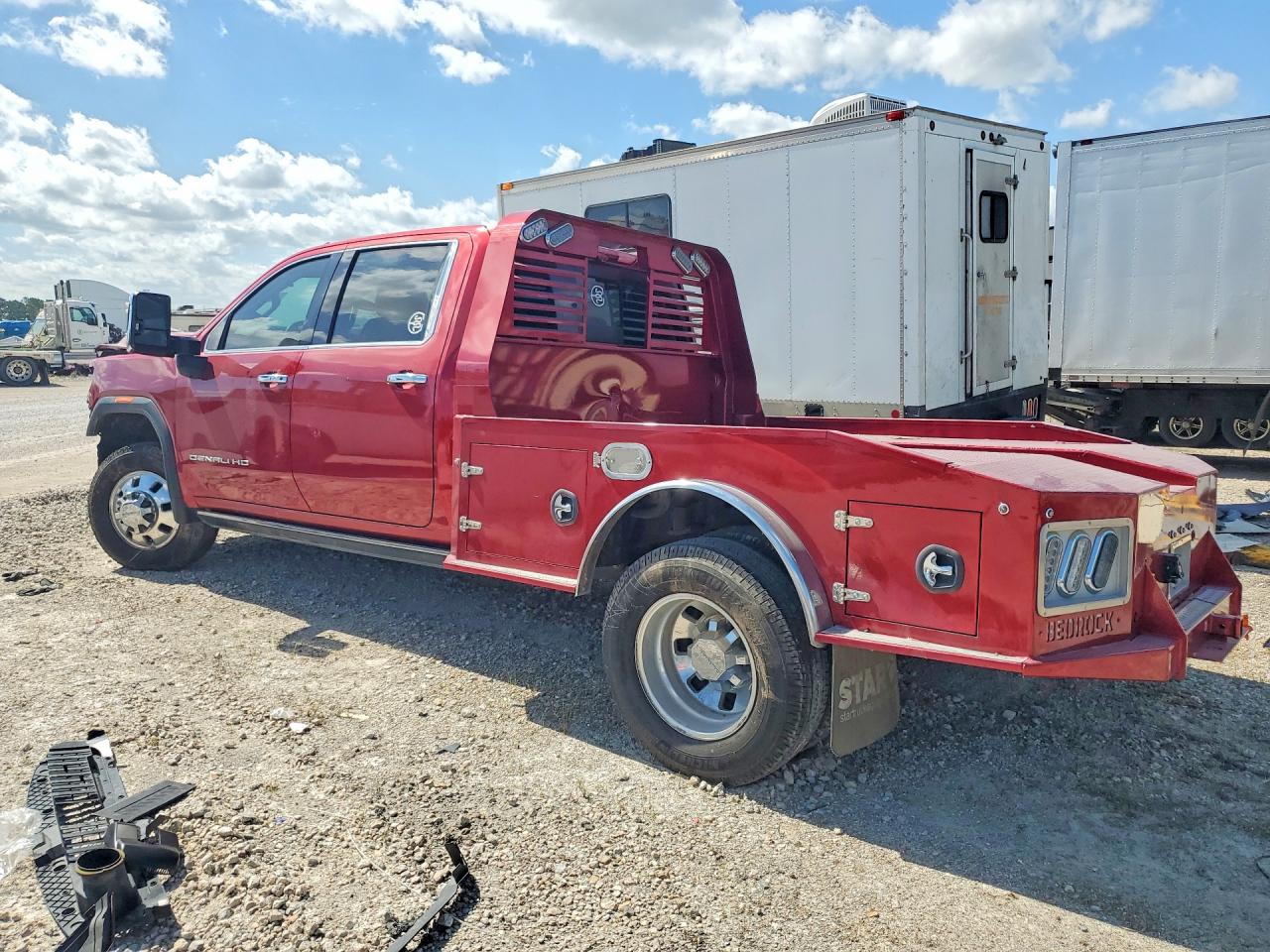 2024 GMC SIERRA VIN 1GT49WEY1RF256666 photo 2