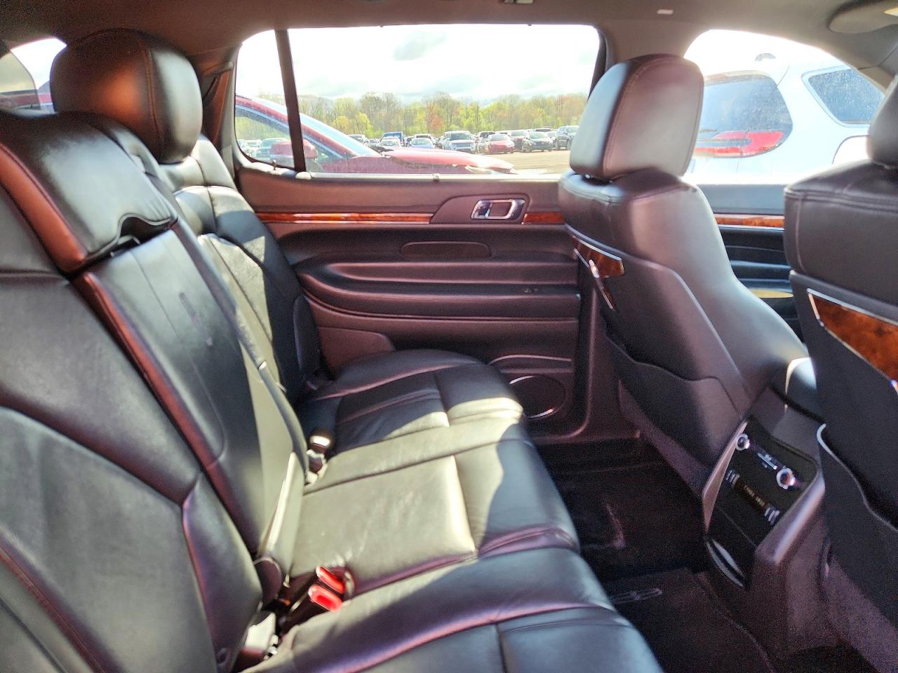 2018 LINCOLN Mkt VIN 2LMHJ5NK5JBL02598 photo 11