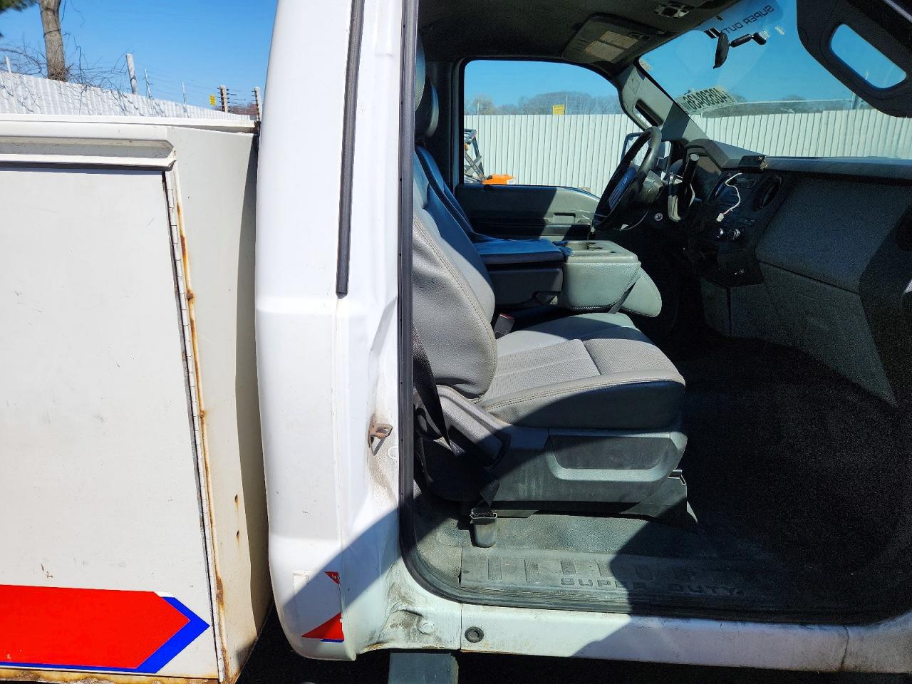 2015 Ford F350 VIN 1FDRF3ET4FEC14894 photo 10