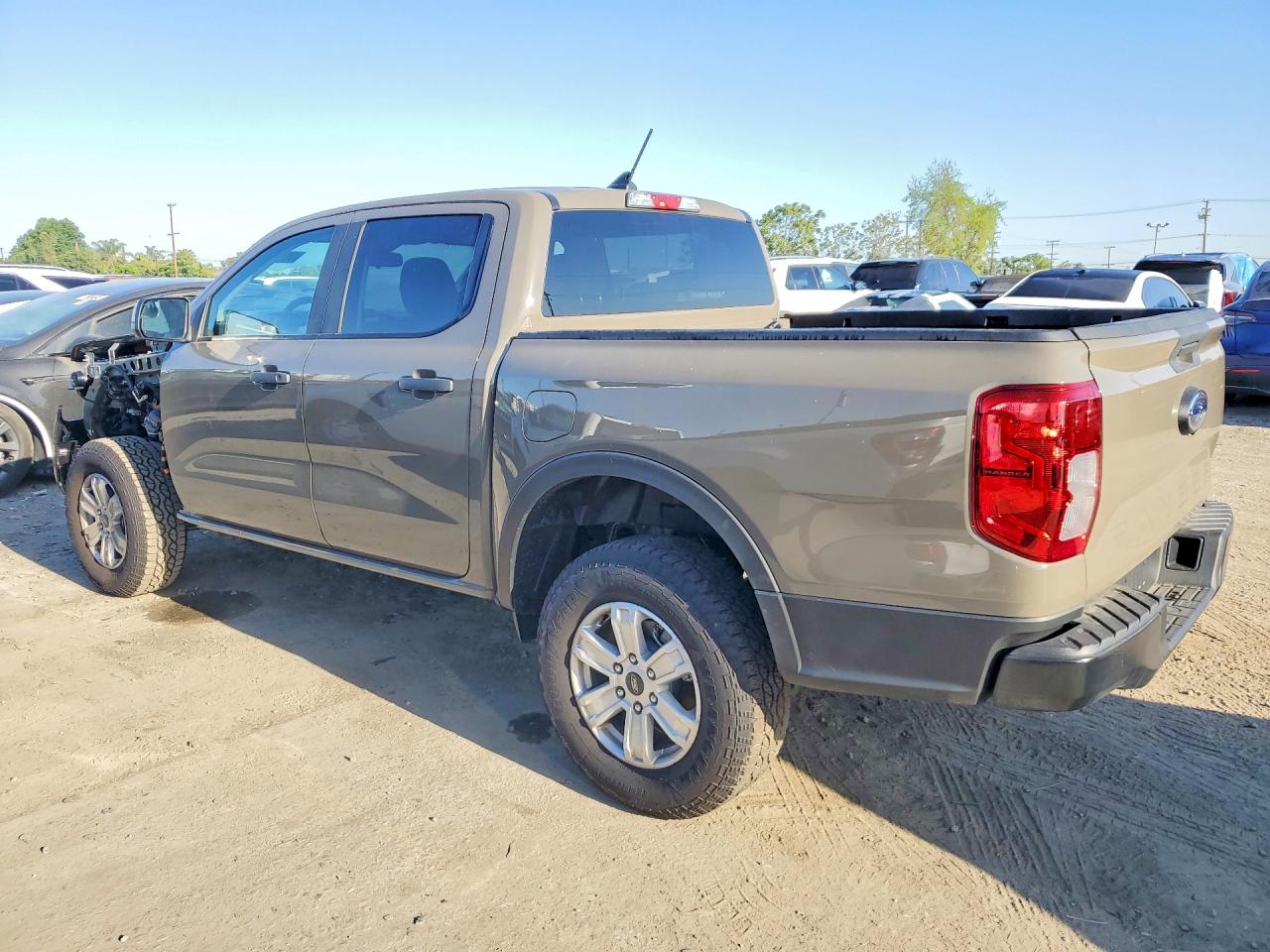 2025 Ford Ranger VIN 1FTER4BH9SLE63570 photo 2