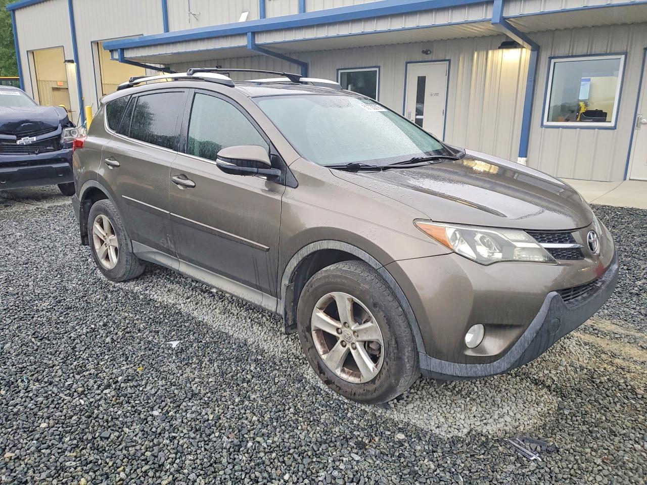 2013 Toyota Rav4 VIN 2T3WFREV8DW044105 photo 4