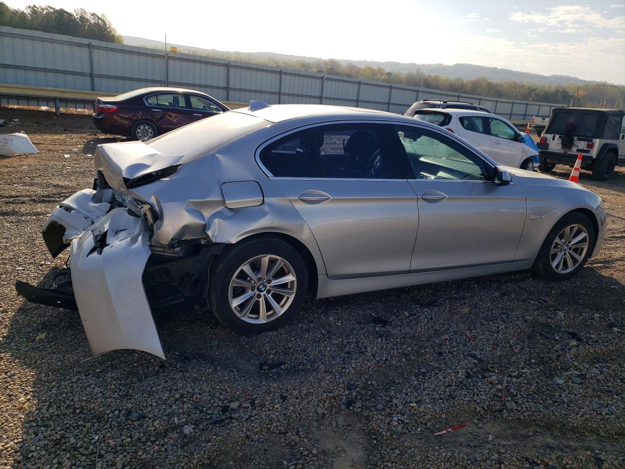 2016 BMW 5 series VIN WBA5A7C57GG149703 photo 3