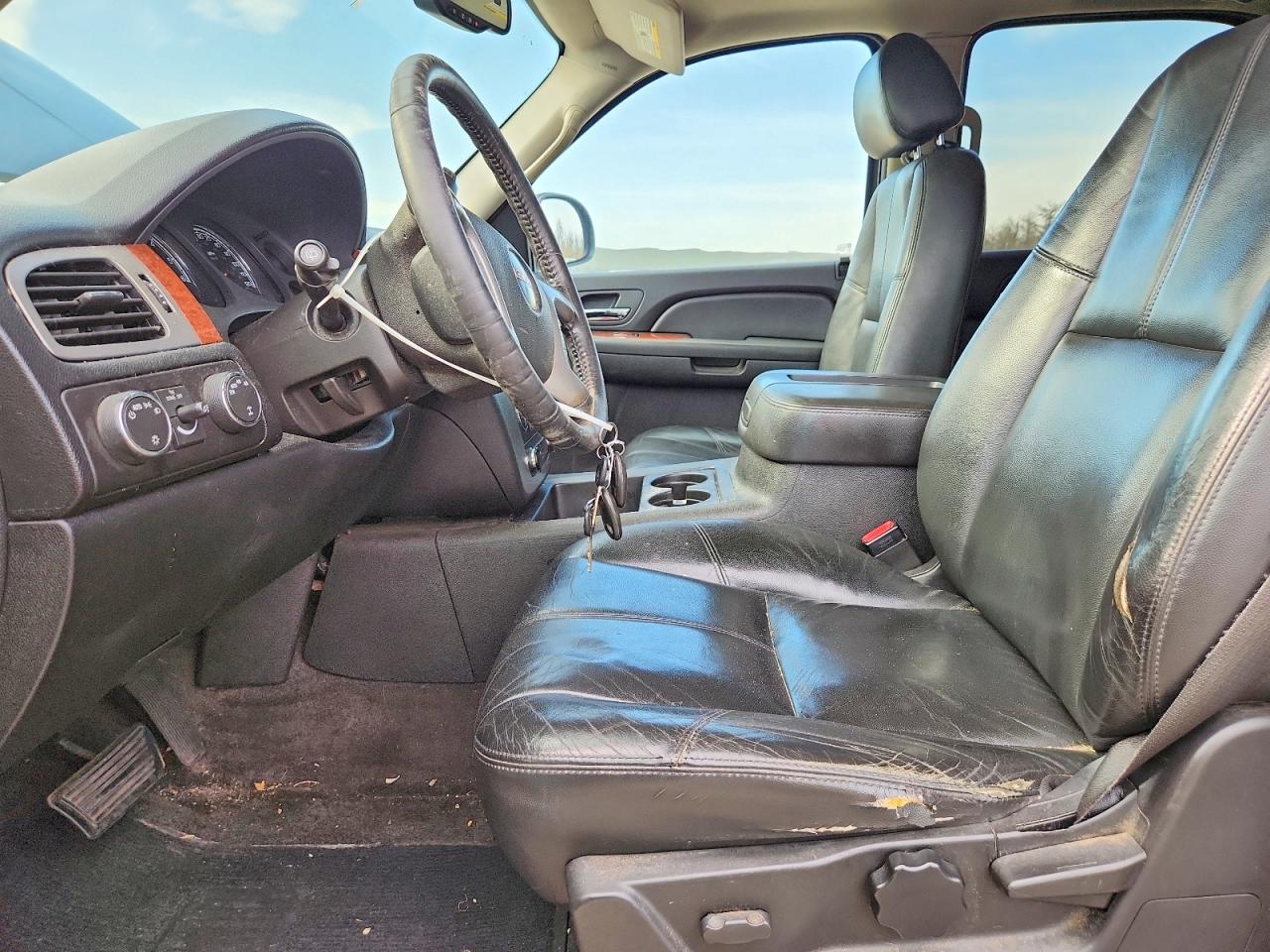 2008 GMC Yukon VIN 1GKFK13568R216982 photo 7