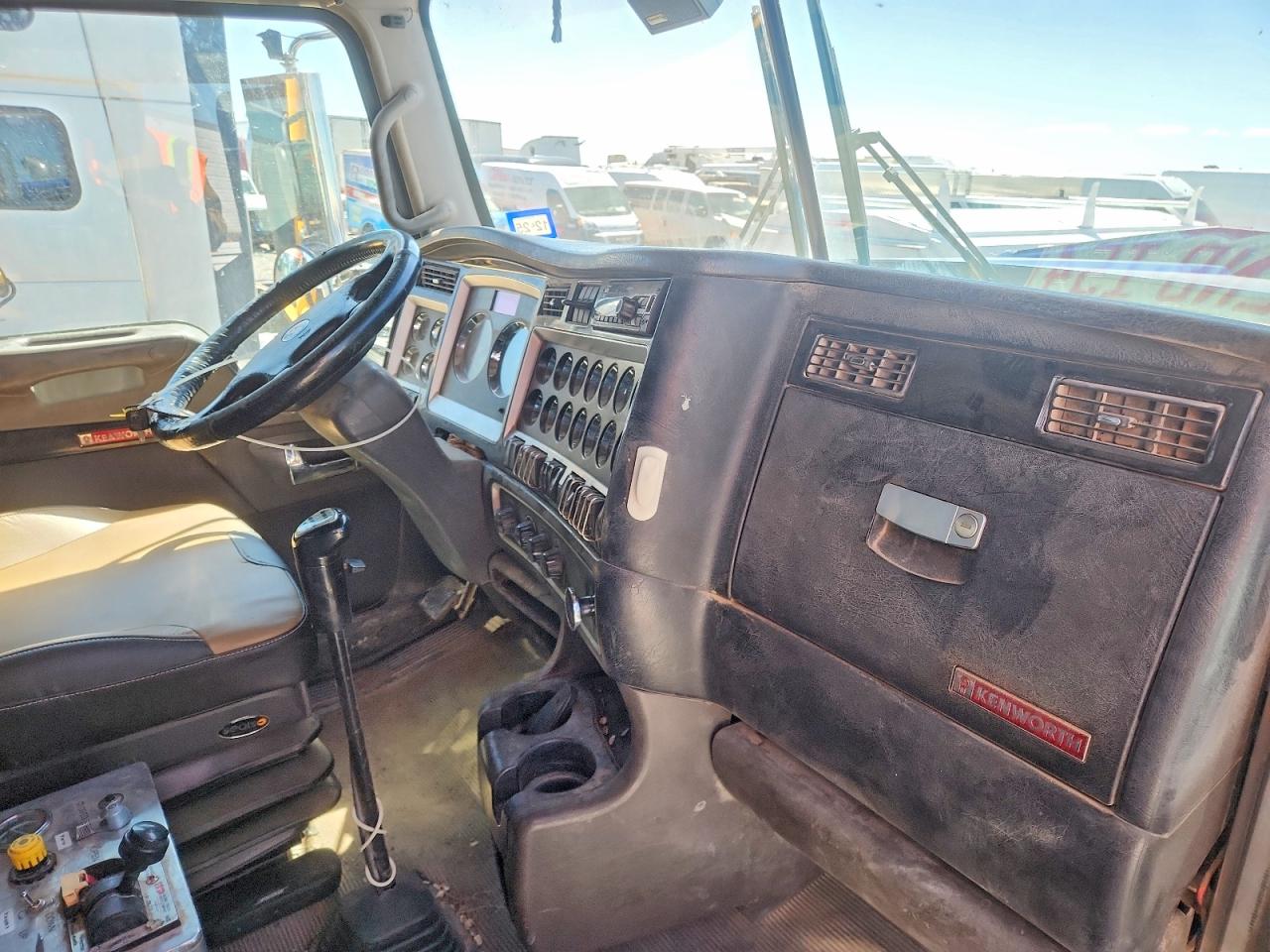 2014 KENWORTH All other VIN 1NKWLP9X5EJ411470 photo 6