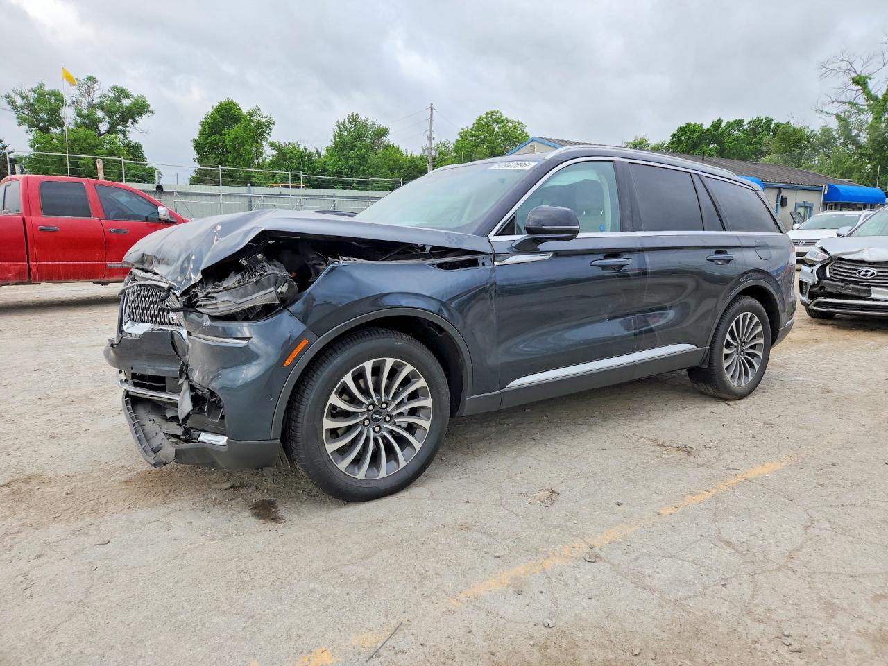 2023 Lincoln Aviator VIN 5LM5J7XC9PGL02344 photo 1