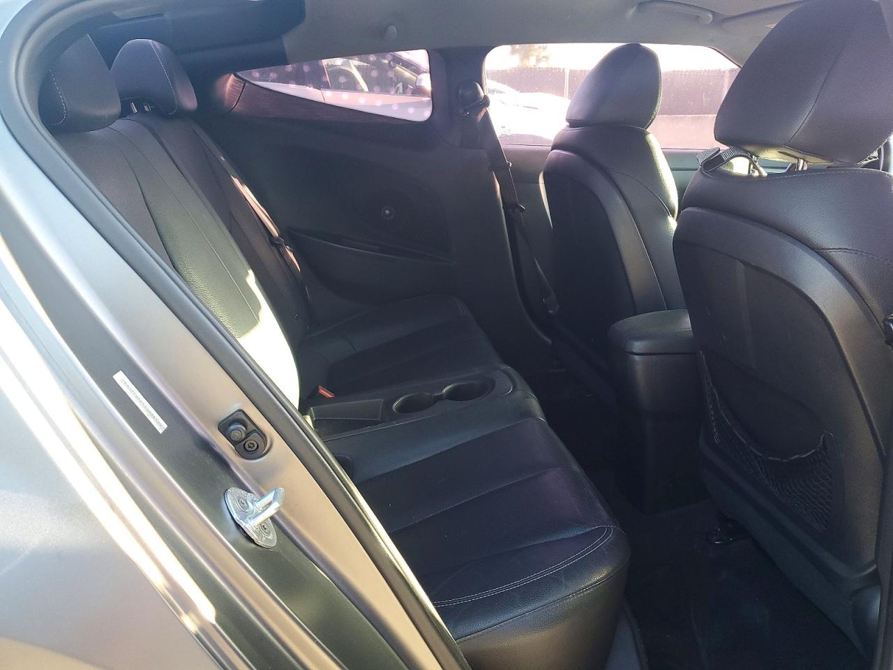 2015 Hyundai Veloster VIN KMHTC6AE1FU238129 photo 10