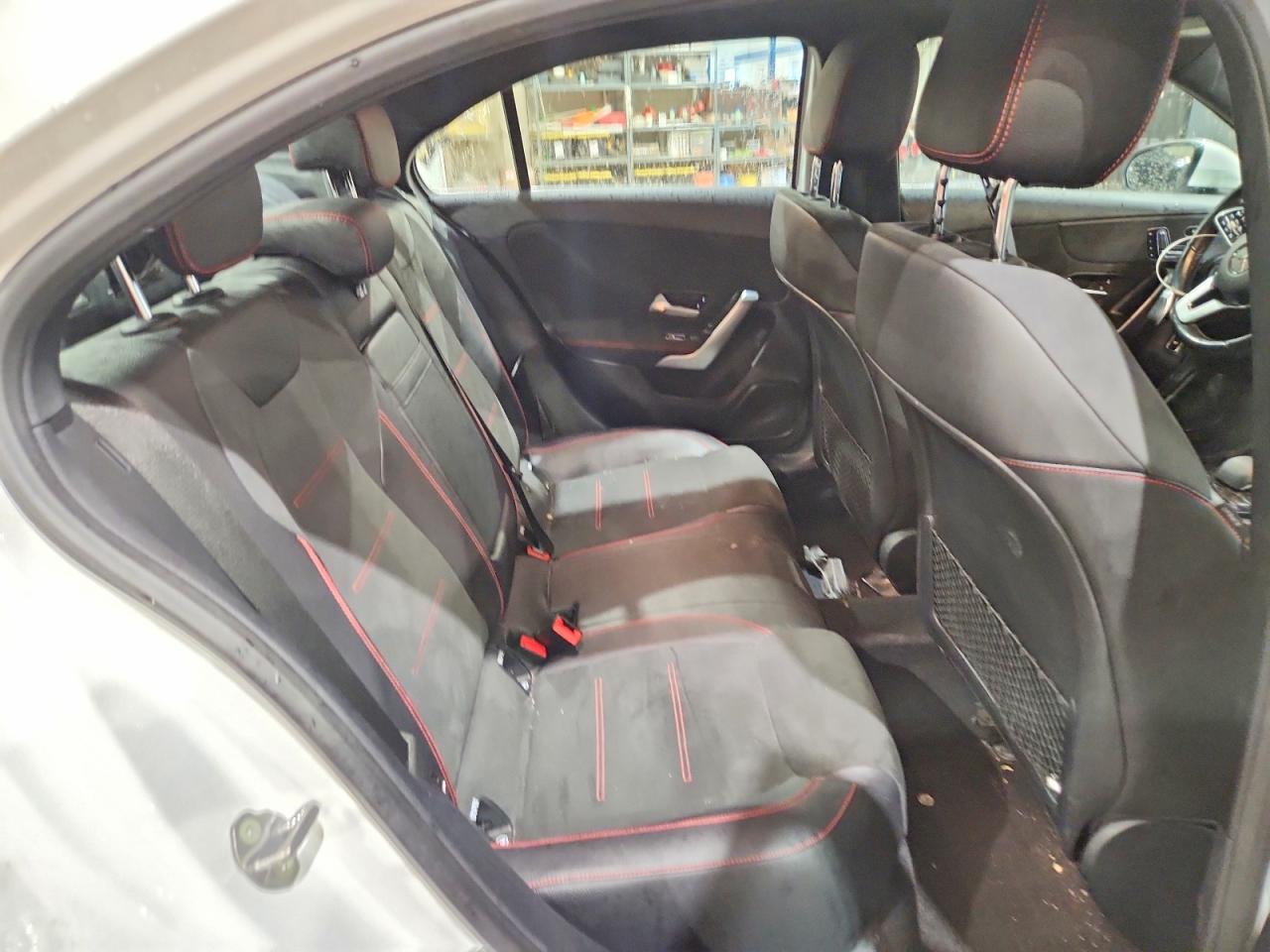 2019 Mercedes-Benz A-class VIN WDD3G4FBXKW000926 photo 10