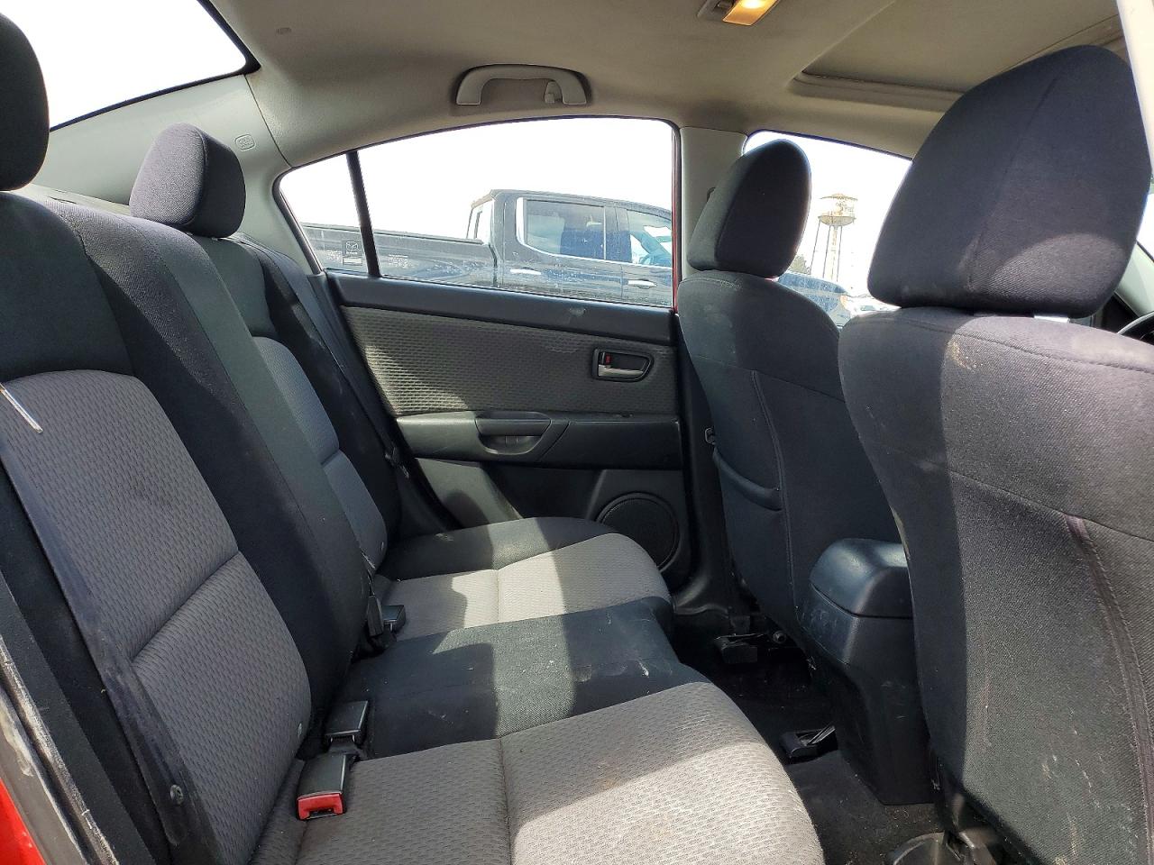 2006 Mazda 3 VIN JM1BK32F361425947 photo 10
