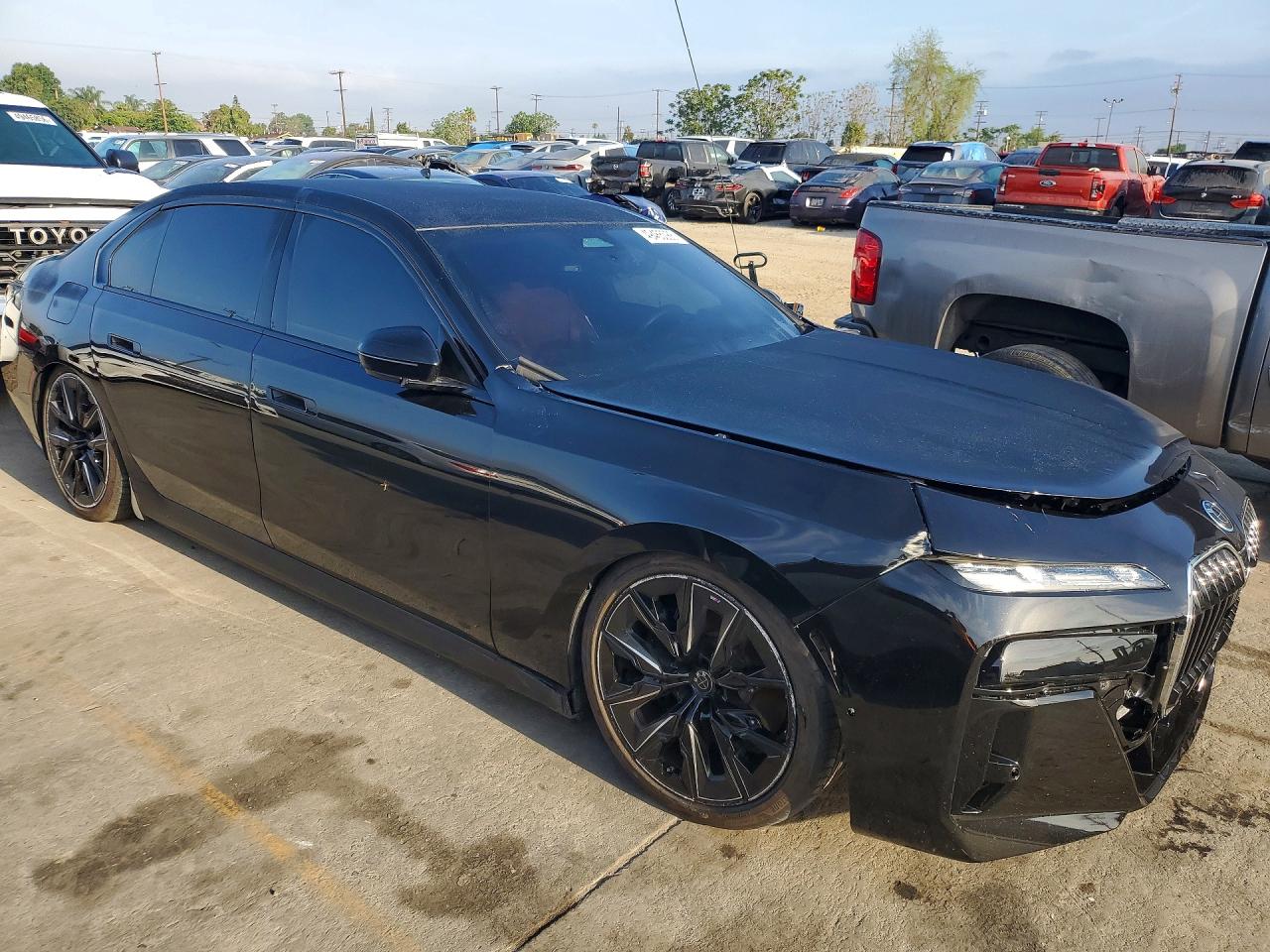 2025 BMW All other VIN WBY43EJ08SCU94256 photo 4