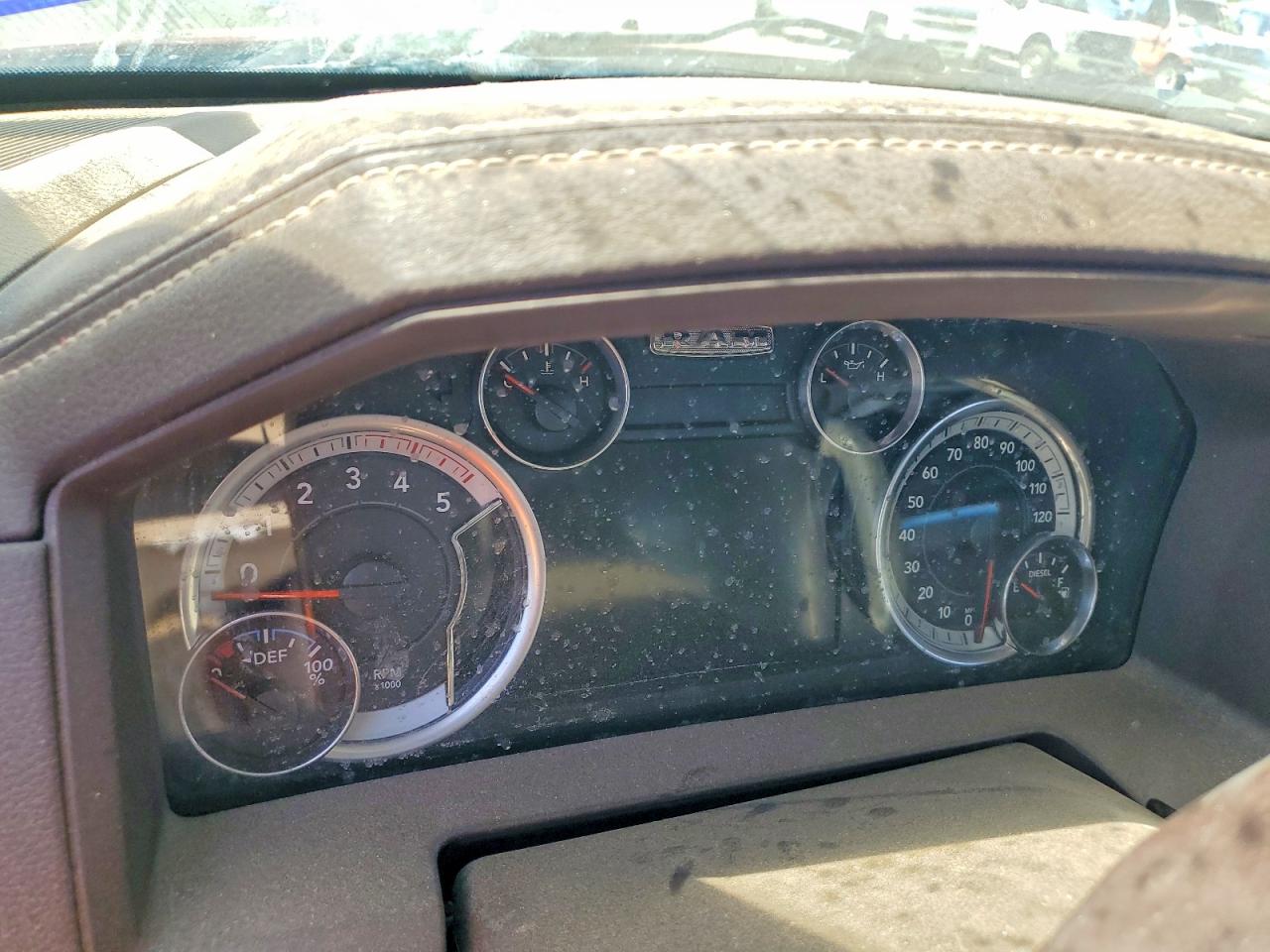 2015 Ram 3500 VIN 3C63R3ML0FG702680 photo 9