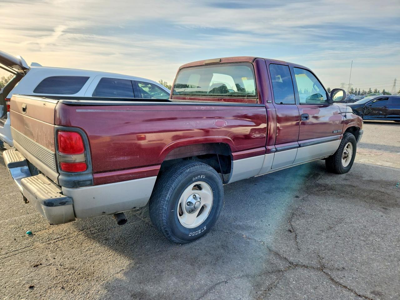 2001 Ram Ram pickup VIN 1B7HC13Z71J239390 photo 3