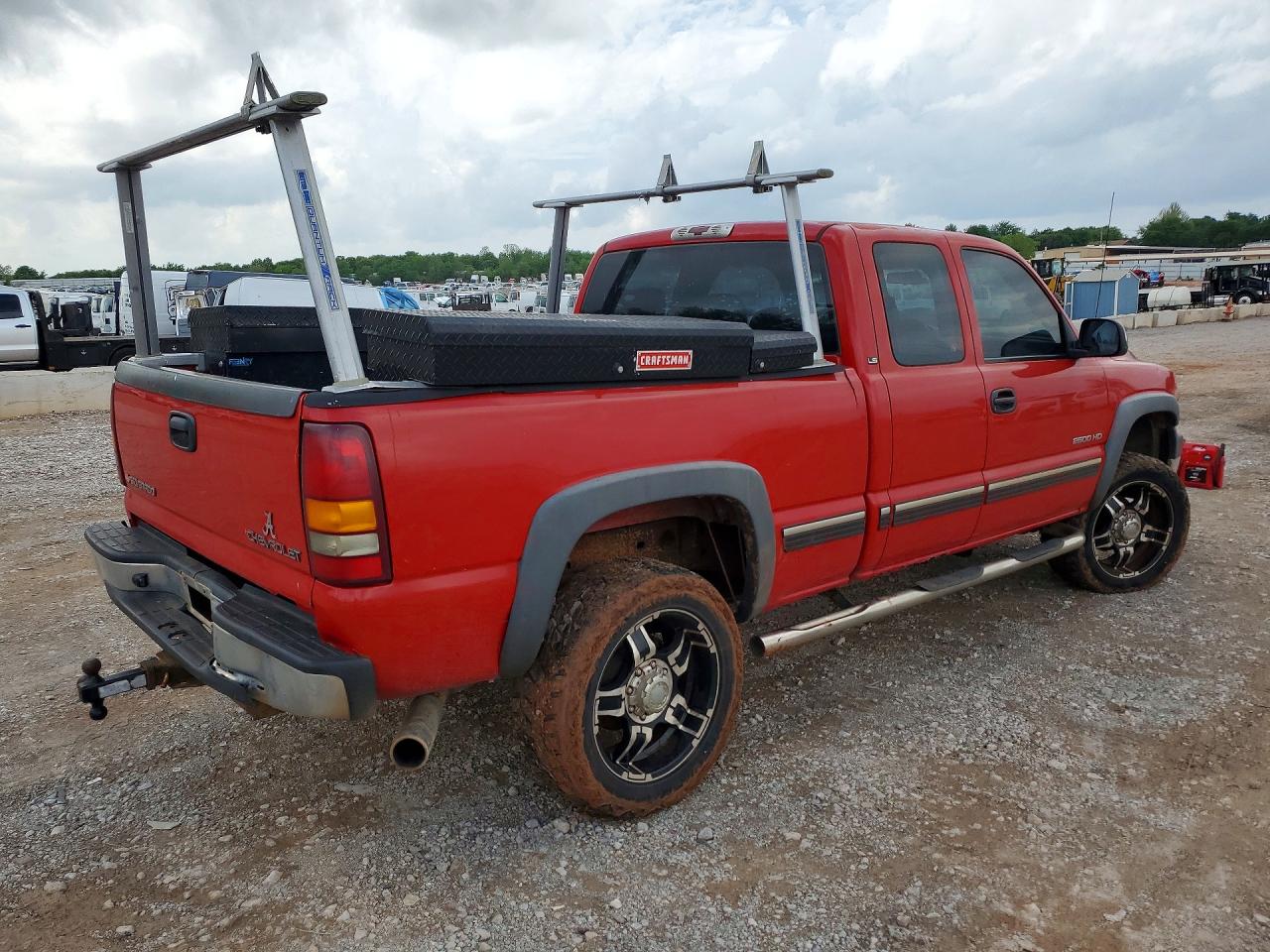 2001 CHEV Silverado VIN 1GCHC29U41E297077 photo 3
