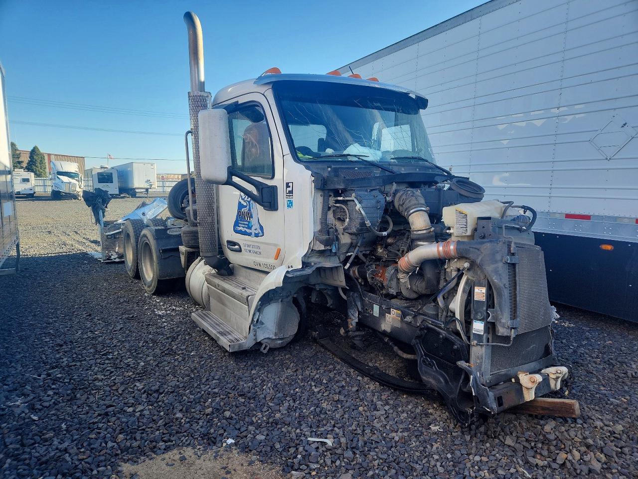 2022 PETERBILT All models VIN 1XPBDP9X0ND792199 photo 1