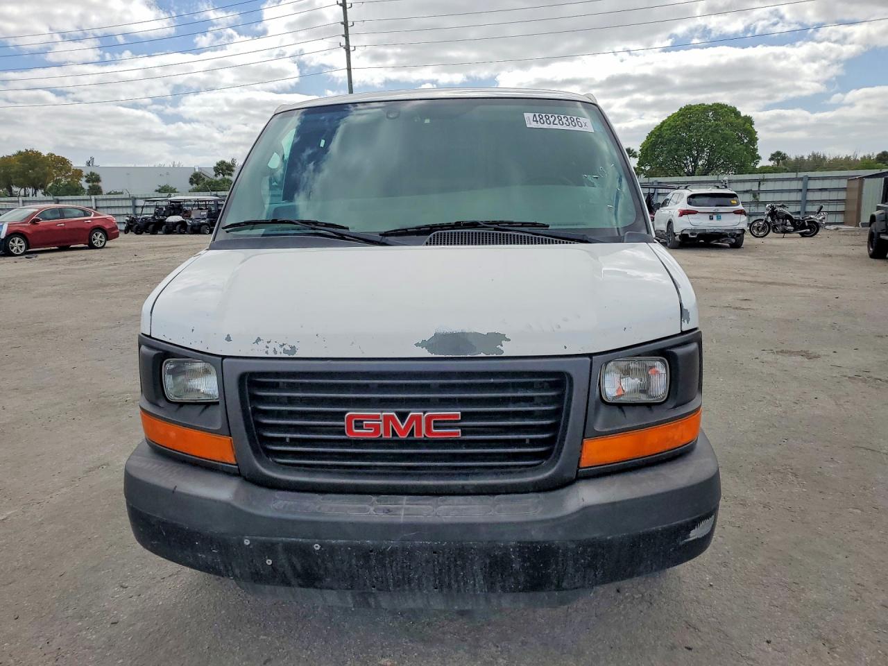 2012 GMC Savana VIN 1GTW7FCA8C1190352 photo 5