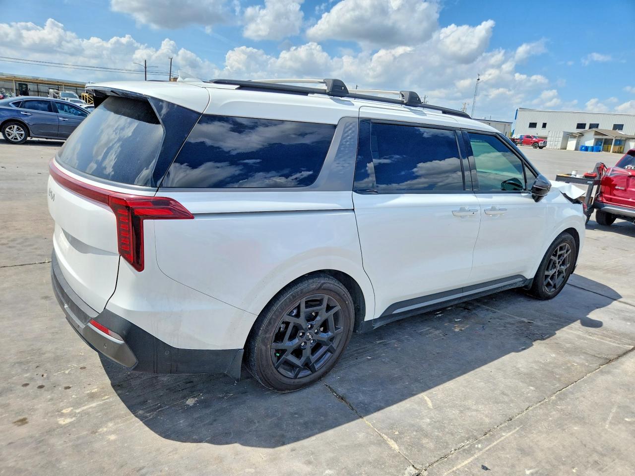 2025 Kia All other VIN KNDNE5K31S6469691 photo 3