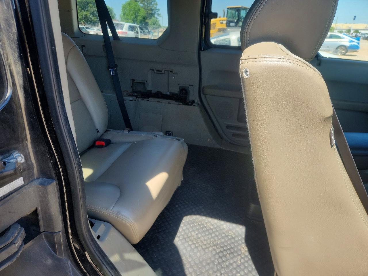 2011 Honda Element VIN 5J6YH1H34BL000644 photo 11