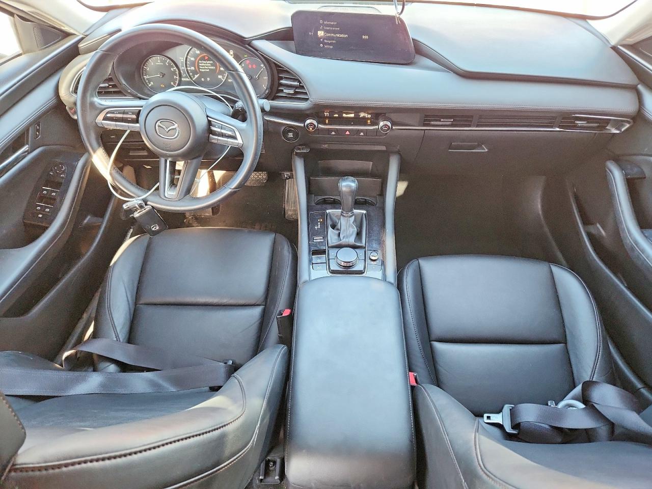 2019 Mazda 3 VIN JM1BPBAM1K1118010 photo 8