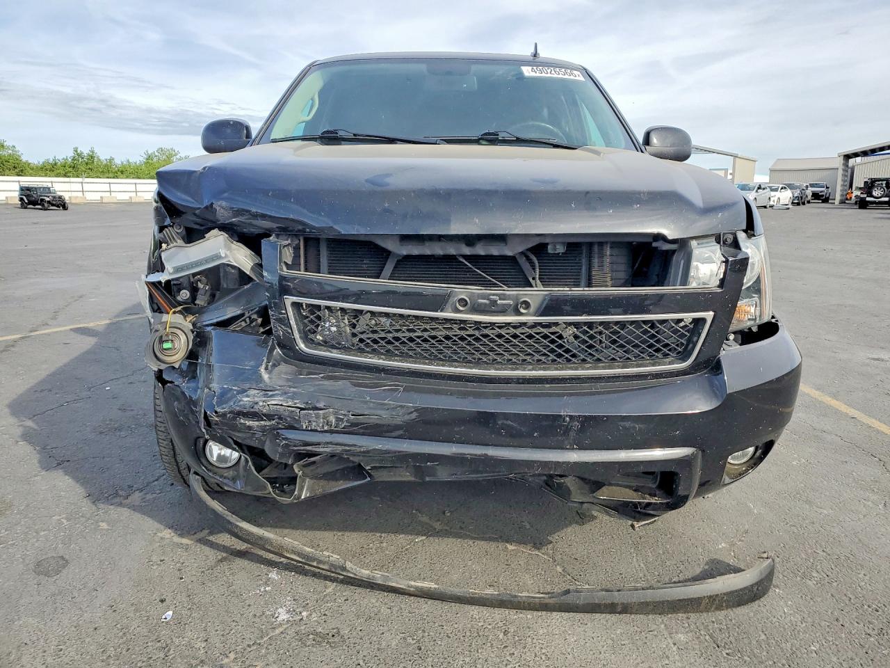 2014 Chevrolet Tahoe VIN 1GNSCBE02ER248149 photo 5