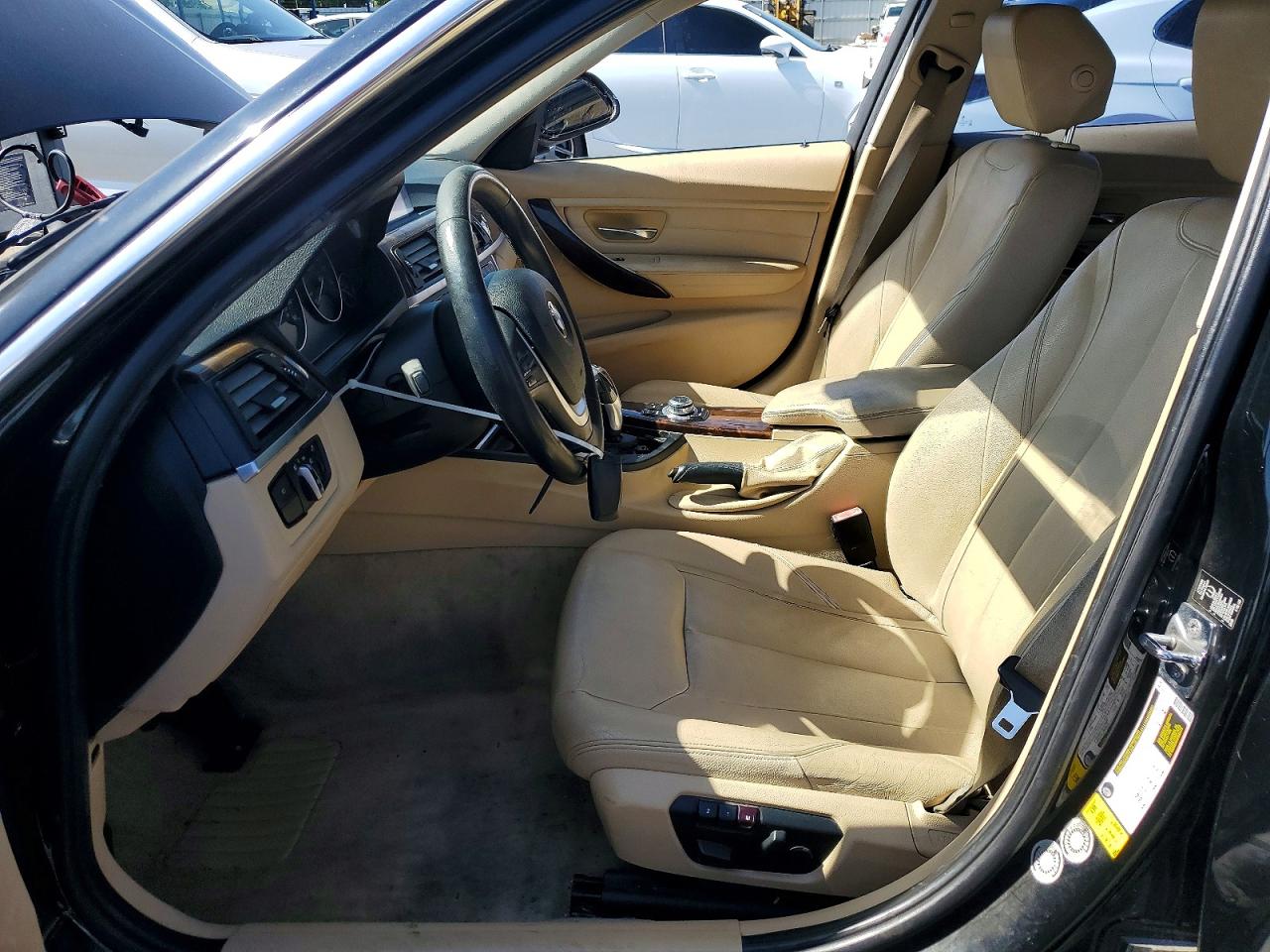 2012 BMW 3 series VIN WBA3C1C58CF431377 photo 7