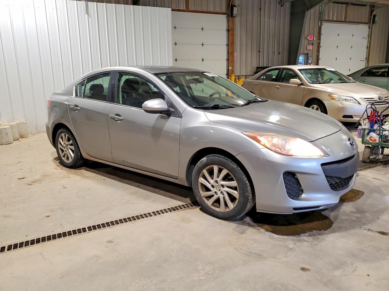 2012 MAZD 3 VIN JM1BL1V83C1584333 photo 4