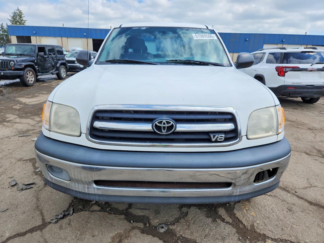 2000 Toyota Tundra VIN 5TBBT4415YS122431 photo 5