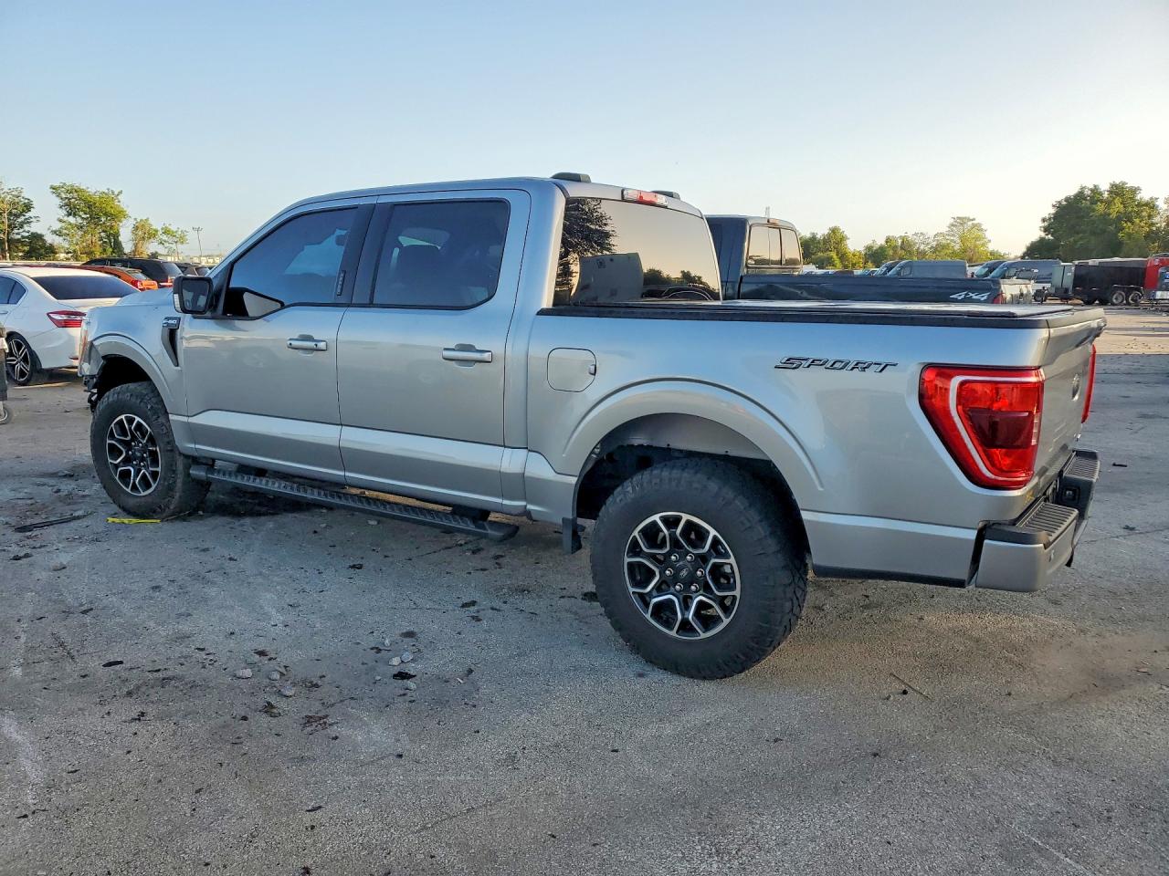 2023 Ford F150 VIN 1FTEW1CP1PKD18436 photo 2