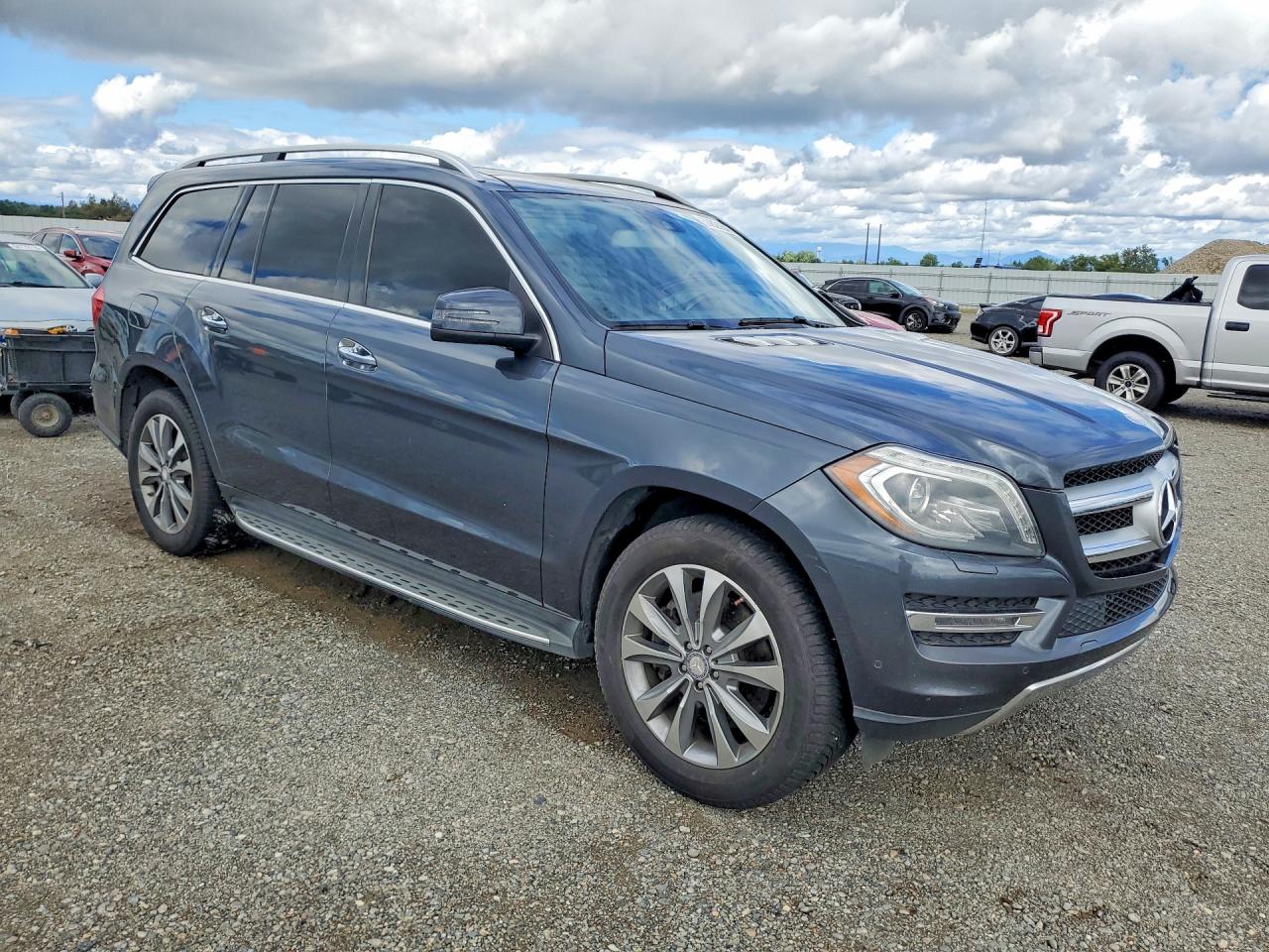 2013 Mercedes-Benz Gl-class VIN 4JGDF7CE3DA198875 photo 4